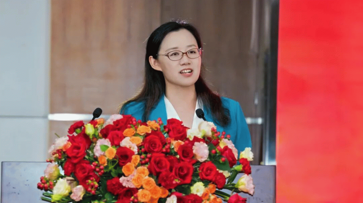 1757064339196.gif 下載.gif